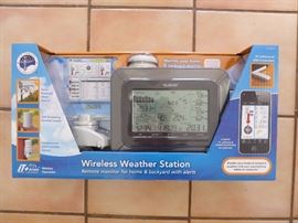 New in box Wireless Weather Station