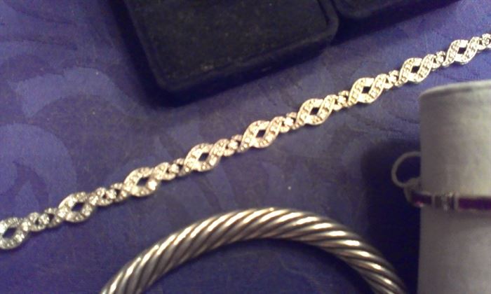 Diamonds* set in 14k white gold vintage bracelet, Presidium tested
