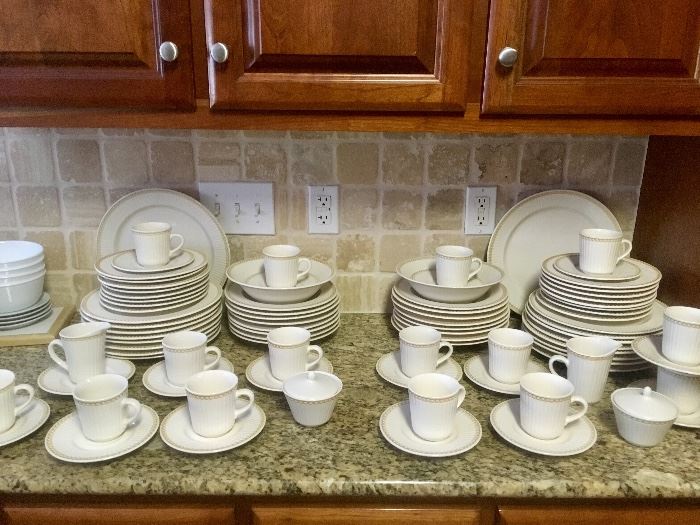Dishes ~ service for 16 plus serving pieces 