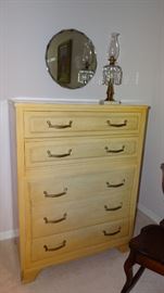 MID CENTURY TOMLINSON MFG. CHEST.