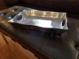 Serving tray