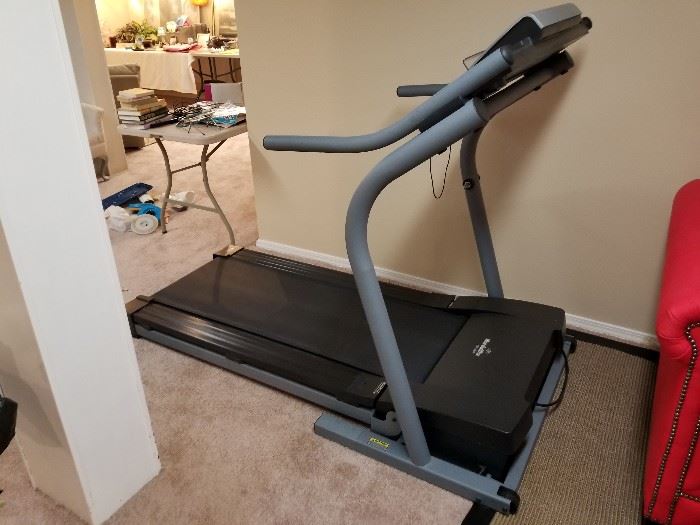 Nordictra treadmill