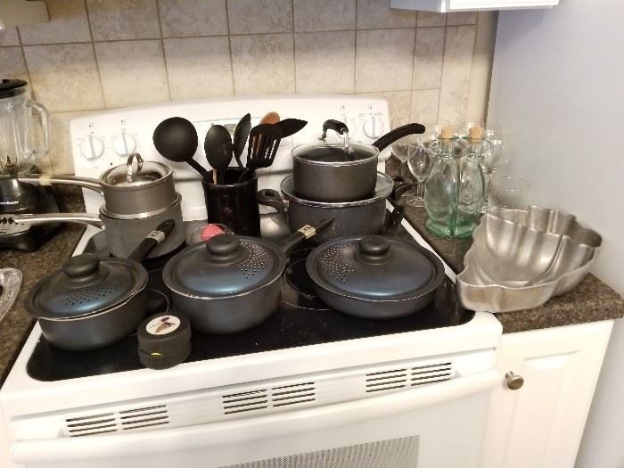 pots and pans 