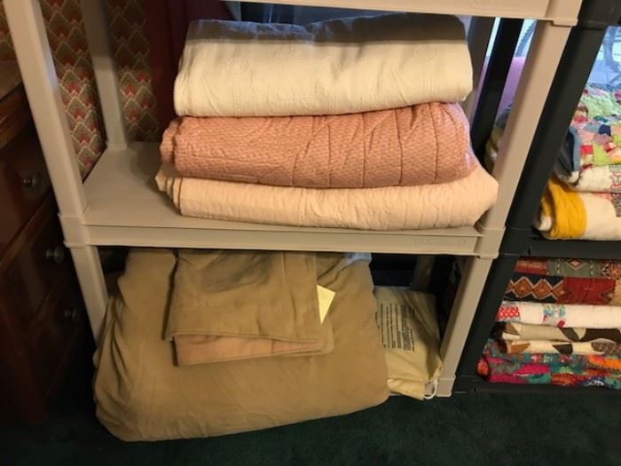 Blankets, duvets, and quilts