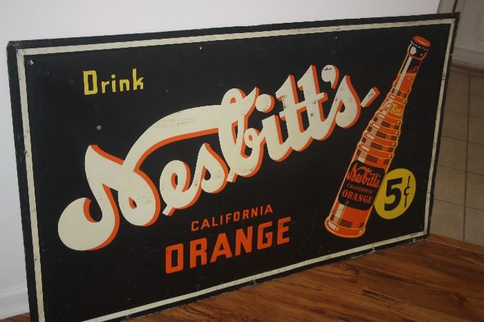 LOADS OF VINTAGE ADVERTISING SIGNS