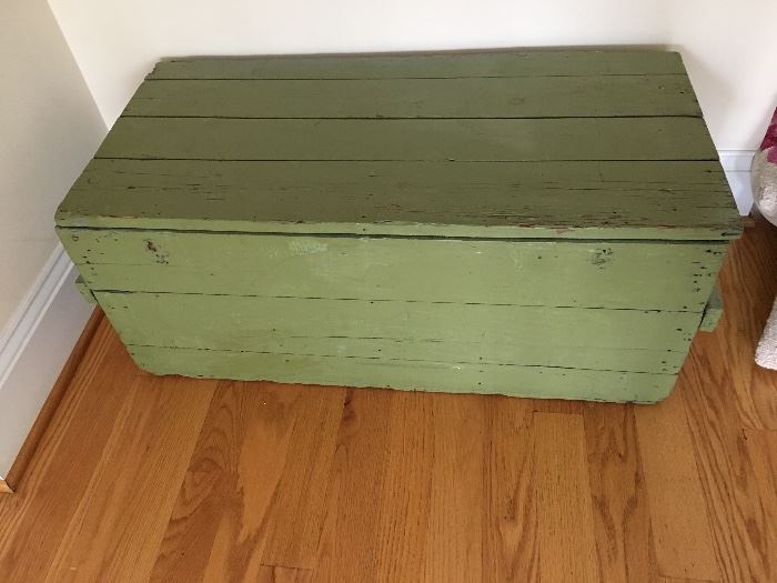 Vintage green trunk