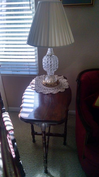 crystal lamps and antique side tables  table 40