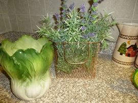 LETTUCE BOWL AND PLANT DECOR