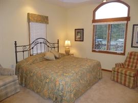 KING BEDROOM
