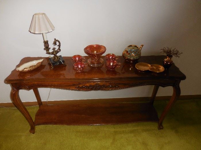 Traditional Sofa Entry Way Table with Queen Ann Curved Legs. Two tier