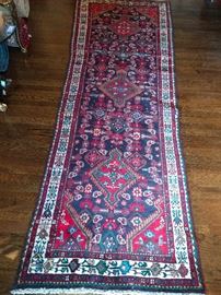 Vintage Persian Lillihan Sarouk runer, hand woven, 100% wool face, measures 3-7 x 9-8.
