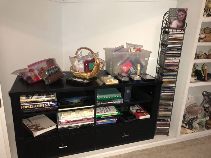 Like new black entertainment stand $80