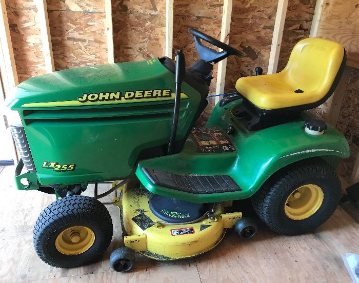 Big 'ol John Deere Tractor LX 255 -- 2001