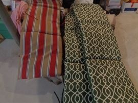 Outdoor chair/chaise pads