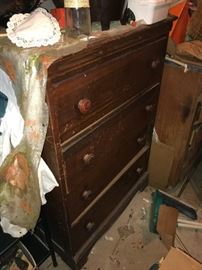 NIce dresser to paint