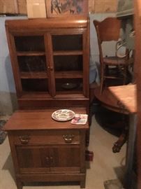 Lots of beautiful furniture all in good to mint condition 