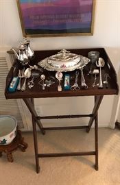 Mahogany Tea Tray with Folding Stand