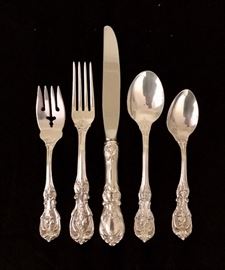 Francis 1st luncheon Set - 8 Five Piece Place Settings