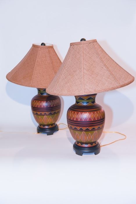 2 SOUTHWESTERN STYLE TABLE LAMPS