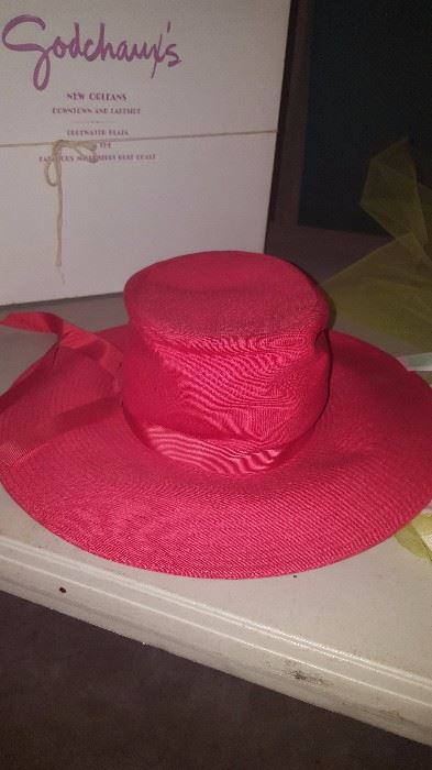 Clover Bane Ladies Red Hat