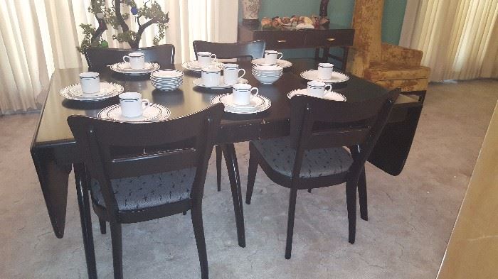Haywood Wakefield Table 4 Chairs