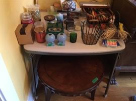 Candles, baskets & more home decor