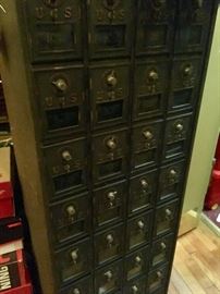 The genuine PO Box panel!