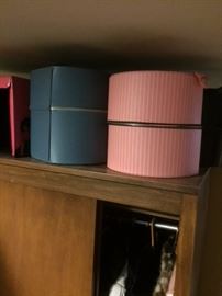 Hat and wig boxes $8