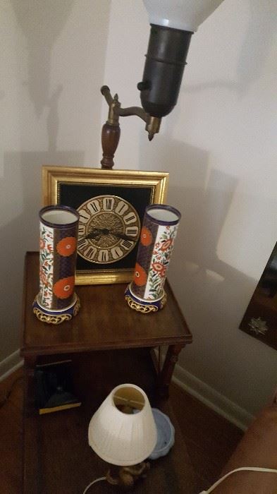 Vintage table lamps and clock