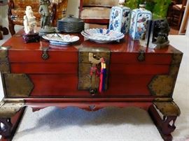 bone carvings and jade carved bookends