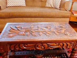 Stunning wood carved coffee table absolutely gorgeous