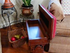 padded foot rest with hidden box