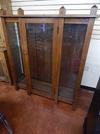Arts & Crafts Craftsman Oak Cabinet