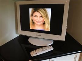 Samsung White TV 19"