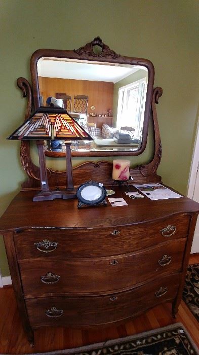 Gorgeous antique dresser and mirror with Quoizel Tiffany-style lamp     LIVING ROOM