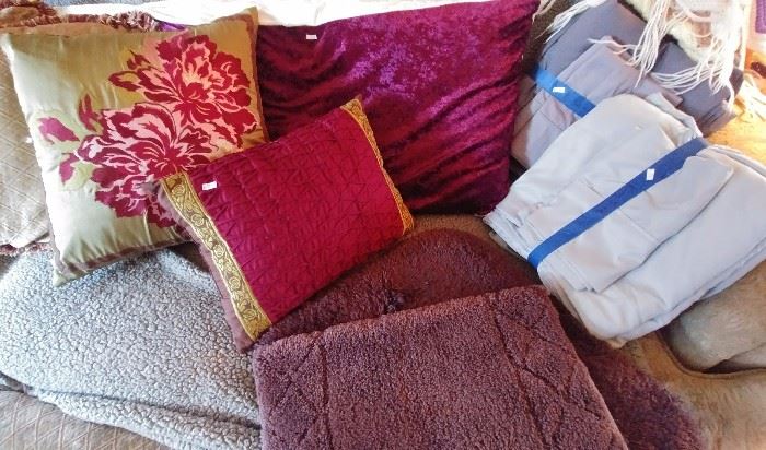 pillows, blankets, rugs, and sheets (King and California King)     DEN