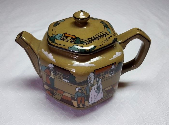 Buffalo Pottery Deldare Ware tea pot