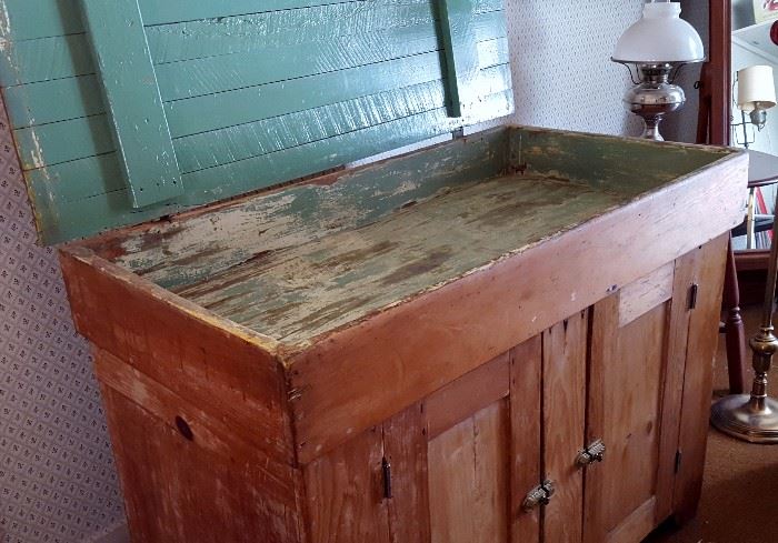 Vintage dry sink