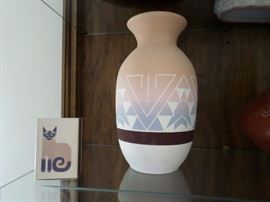 Southwest vase, cat sand painting
