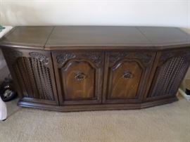 Vintage Mediterrean  Stereo Hi-FI Cabinet- Side Speakers ( Grill work Covers each side speaker)-Pioneer receiver, BSR Turntable,Dual reel to Reel