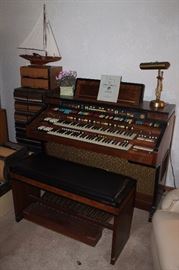 Vintage Hammond organ w/ many extra replacement parts