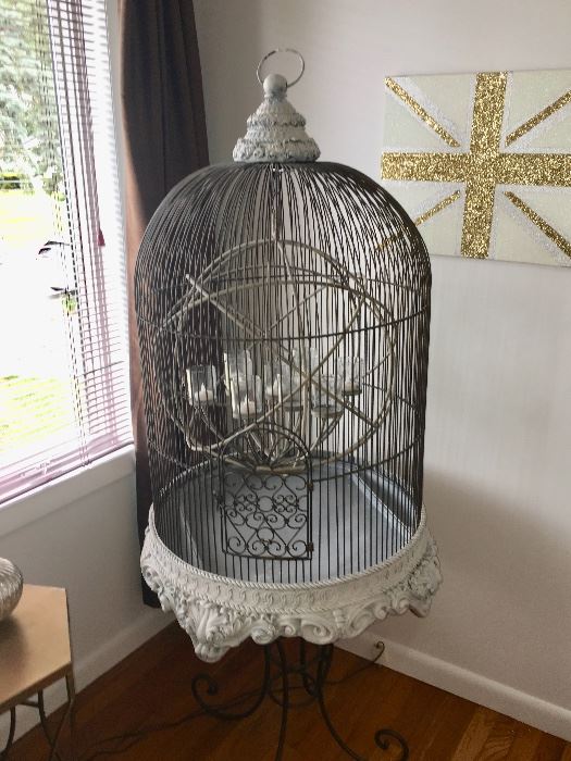 Decorative birdcage 