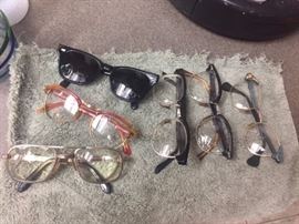 Vintage glasses $2.00