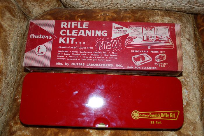 Vintage Outers .22 Rifle Cleaning Kit. Very Nice Condition.