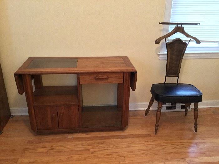 Drop leaf Broyhill console table and vintage valet chair