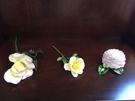 BOEHM large flower accent pieces