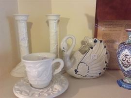 Ceramic candle sticks, cup and saucer, swan 