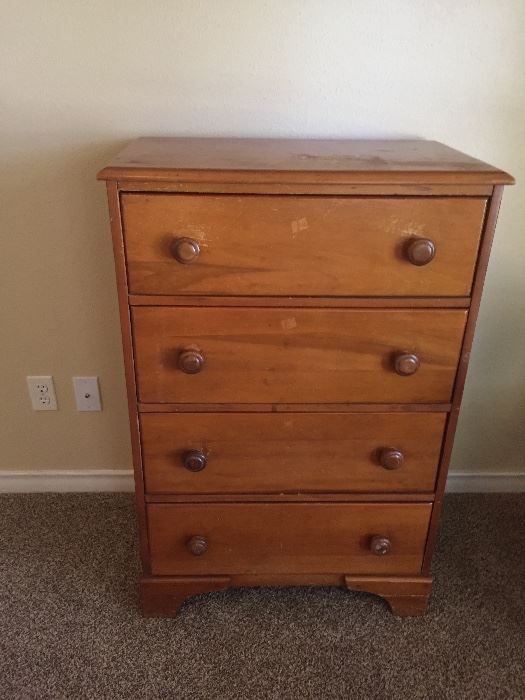 Wood 4 drawer chest