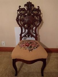 LOVE the carving on this single chair!
