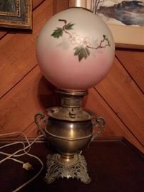 A rogue GWTW table lamp, as its brethren are all huddling upstairs - this one's kinda cool, as it has a detailed brass base, rather than another hand painted globe as a base.